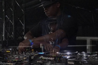 JUST JAM X BORN & BRED FESTIVAL 2015 - SCRATCHA DVA