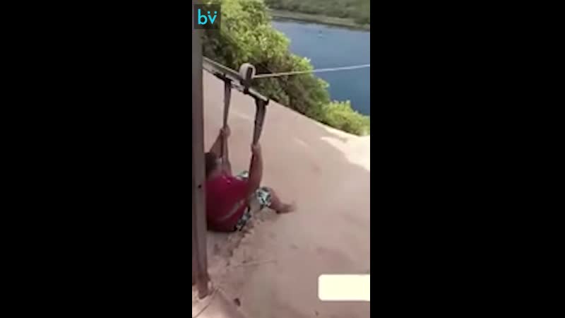 Вам не мешало бы похудеть, молодой