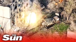 Z tank fires at buildings near Azovstal steelworks where Ukrainians hold out against Russians