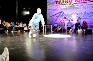 Рынок Ин Да Хауз VS. Язык тела. Gravity Battle.