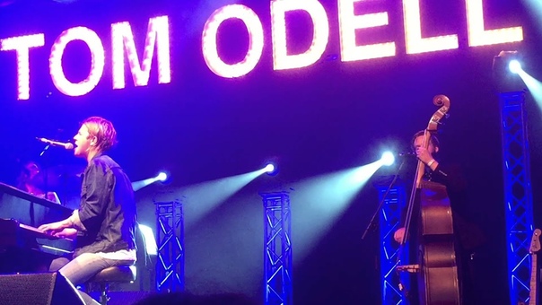 Grow Old With Me Tom Odell Forest Live, Sherwood