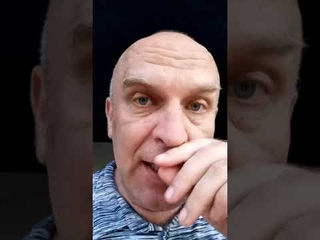 Управляет тот, кто задает вопросы, нарезает задачи и описывает процессы