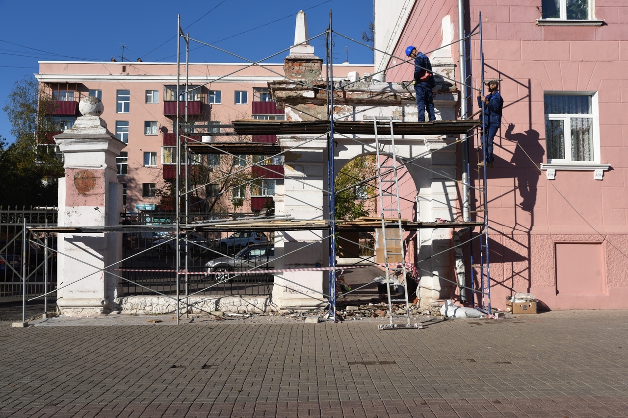 В центре Курска реставрируют объект культурного наследия