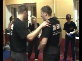 Отработка ударов на лапах 2/12