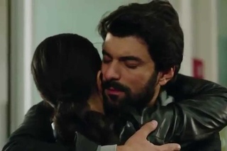 Kara Para Ask - Elif & Omer  ** I want to know what love is **