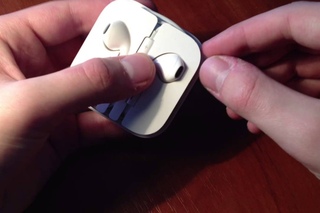 Как собирать Apple Ear Pods в коробочку