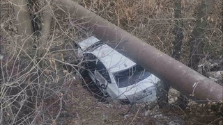В Волгограде 80-летний водитель устроил ДТП с жутким полетом в овраг