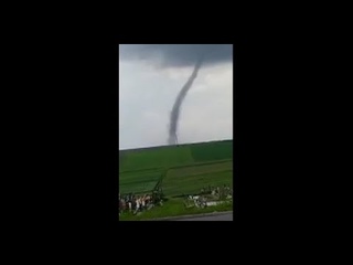 Ні це не Техас! Це Тернопільщина, 2 години назад, пронісся страшний смерч