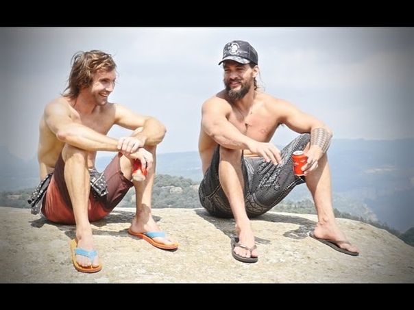 CHRIS SHARMA JASON MOMOA SAVASSONA ROAD
