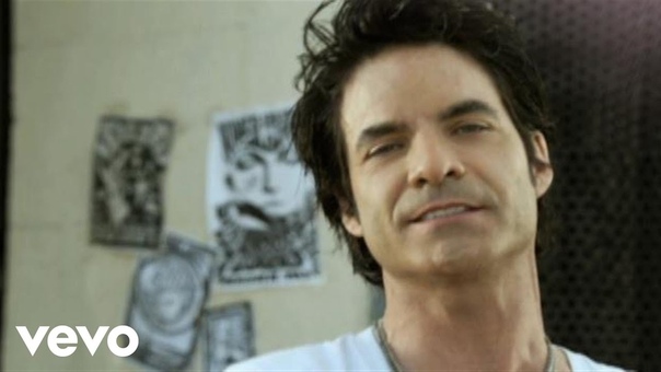 Tour in some places: Train Hey, Soul Sister ( Official