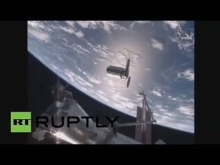 Стыковка грузового корабля Cygnus с МКС