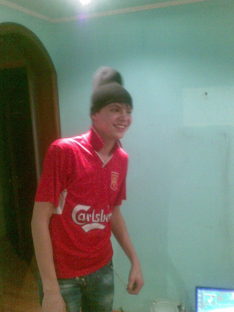 Руслан Хомович ⎲⎠⎞⎷⎛⎝⎛⎝⎳————— | Донецк