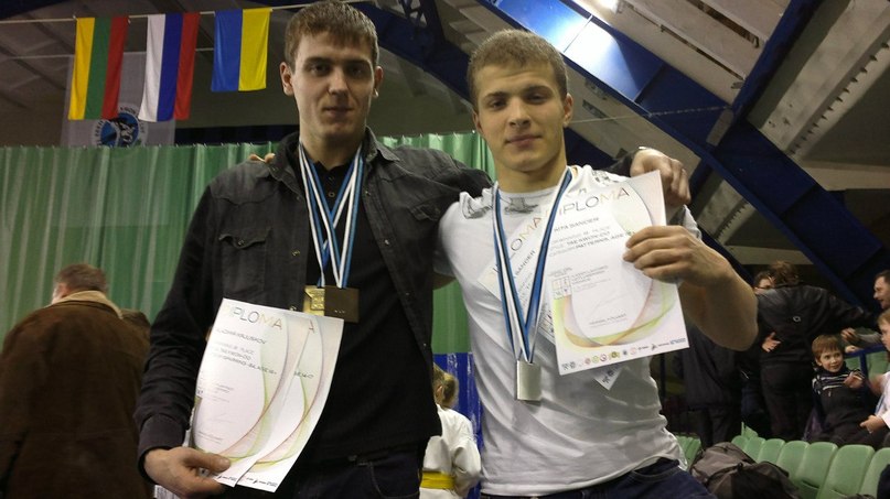 Владимир Сеничев | London