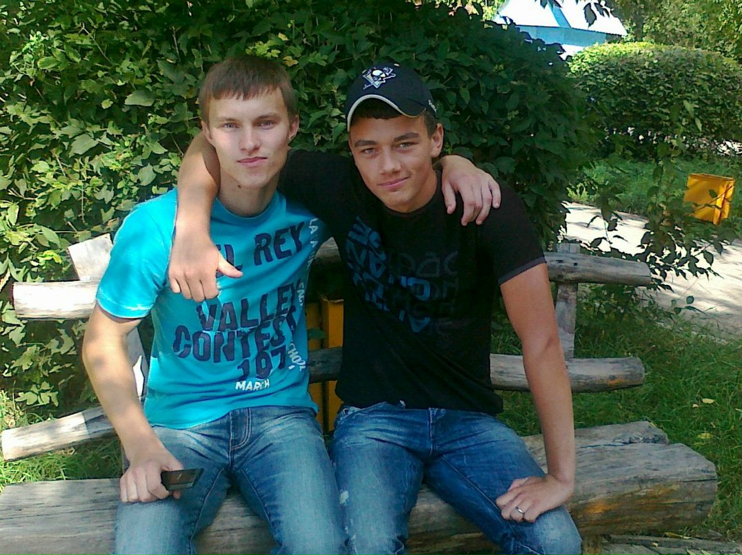 Антон Пивоваров | 