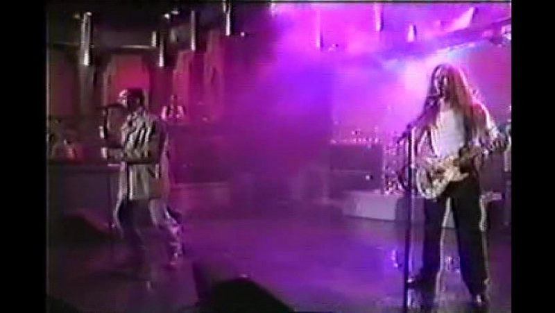 Alice In Chains Again + We Die Young ( Late Show with David