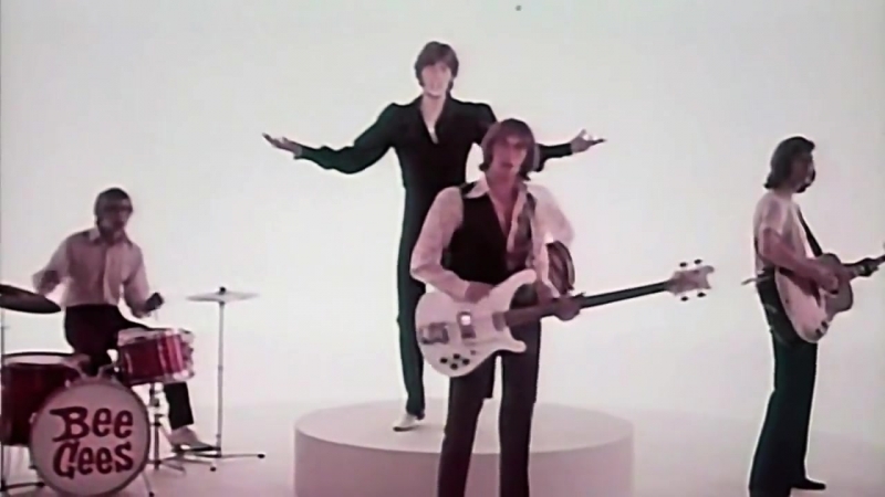 Bee Gees Ive gotta get a message to