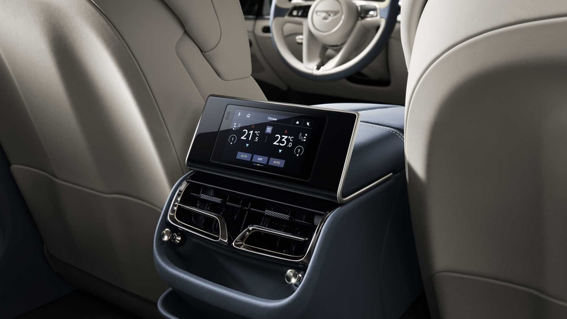 Bentley Flying Spur III и важные факты, изображение №11