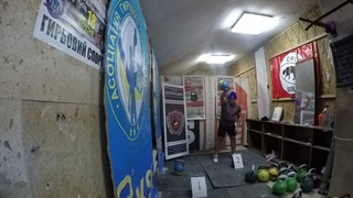 Кроссфитеры и гиревой спорт:) Ребята впервые поднимают гири! Рывок!