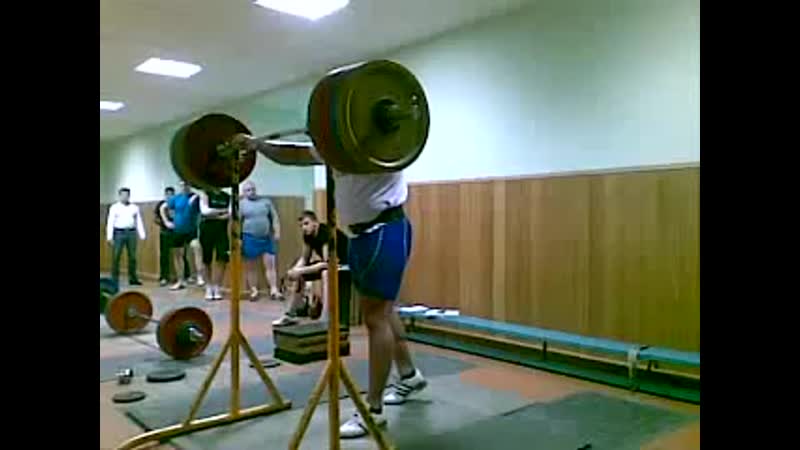 Jerk from back 242, 5kg 533, 5lbs three reps with