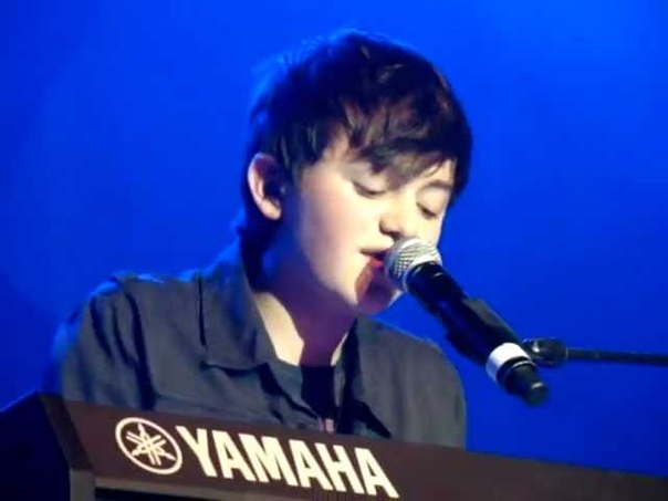 Paparazzi Greyson Chance: