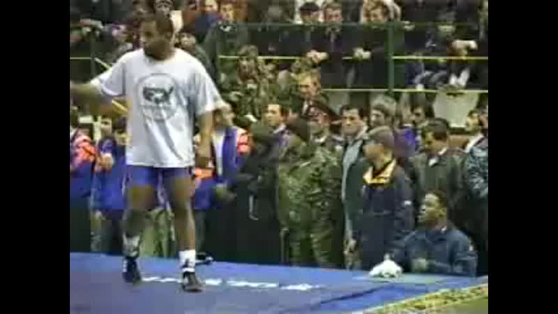 Я плакал от смеха))) озвучка