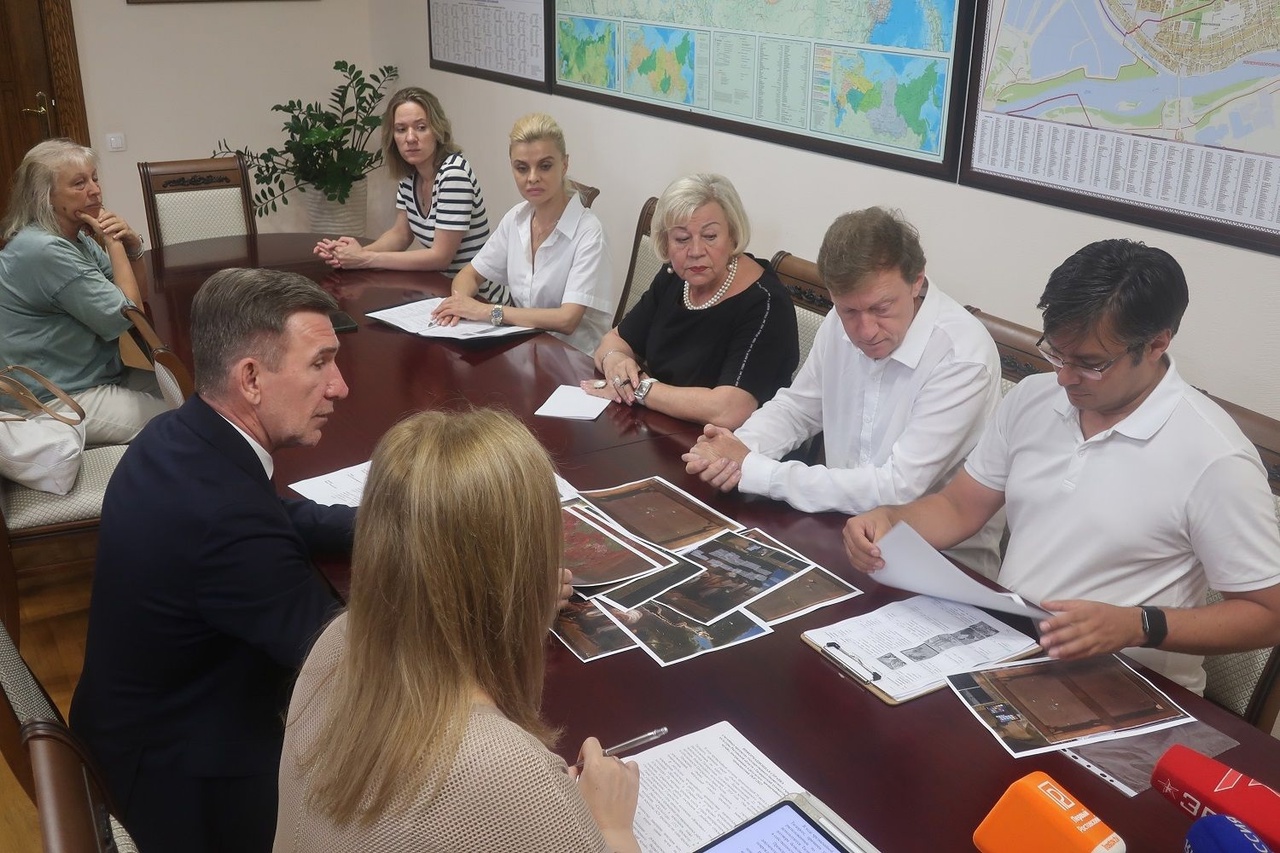 Спасенные шедевры Таганрогского художественного музея выставят в Санкт-Петербурге Спасенные шедевры Таганрогского художественного музея выставят в Санкт-Петербурге