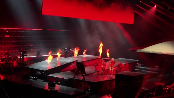Lady Gaga Bloody Mary ( Joanne World Tour Las