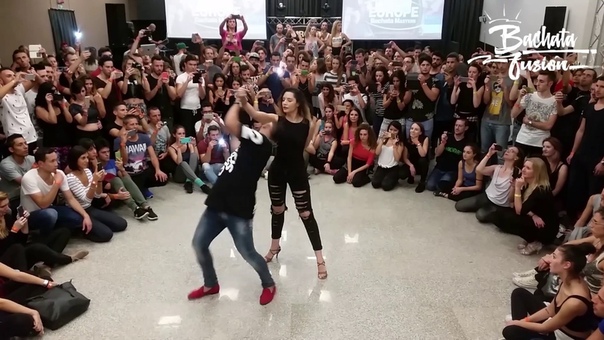Carlos Espinosa y M Ángeles ( Jessie J Flashlight ) Europe Bachata